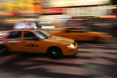 Austin Robotaksisi, New York Sarı Taksi Yerine Geçemez