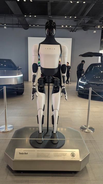 TRON galasındaki Optimus, üretim gemisinin çıkış tarihi değil, bir gösteriydi