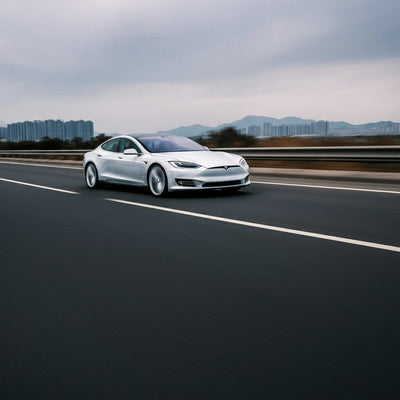 Çin'deki Tesla FSD Kullanıcısı Aylardır Kullanımdan Sonra İçgörüler Paylaşıyor: "Tek Bir Güvenlik Müdahalesi Bile Yok"