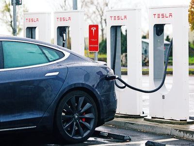 Tesla Süper Şarj Cihazı Nasıl Kullanılır?