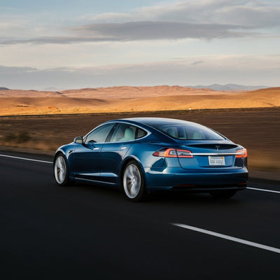 Tesla Sahipleri, Tam Otonom Sürüş v14 Yayılımıyla Etkileyici Gelişmeleri Sergiliyor