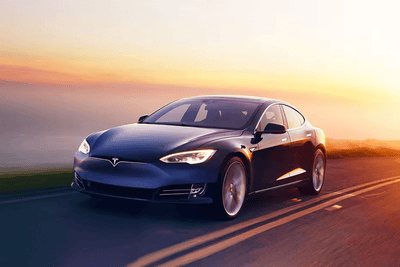 Tesla Model Y Ekranı Nasıl Temizlenir?
