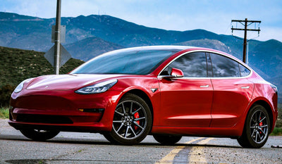 Tesla kaliper kapaklarını takmak gerekli mi?