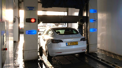 Temizlik İçin Hazırlık: Tesla'nızı Araç Yıkama İçin Boşa Nasıl Alırsınız