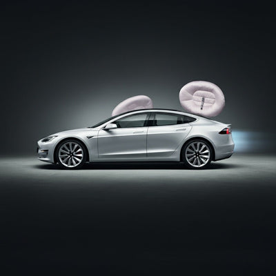 Tesla Yenilikçi Yazılım Güncellemesi ile Hava Yastığı Güvenliğini Artırıyor