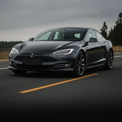 Tesla Tam Otonom Sürüş Sistemindeki Sinir Bozucu Özelliği Düzeltiyor
