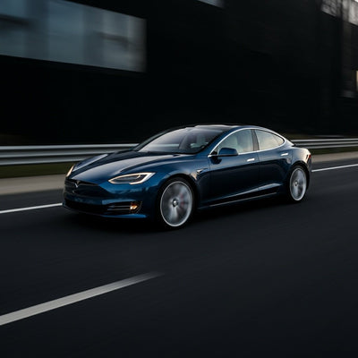 Tesla, Bu Az Bilinen Özellik ile Tam Otonom Sürüşü Daha Sorunsuz Hale Getirdi