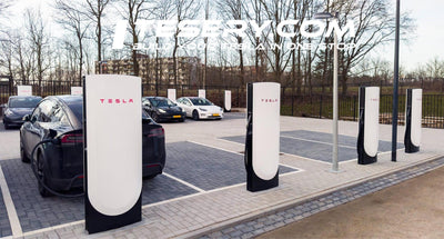 Tesla'nın V4 Süper Şarj Cihazları: 350 kW Şarj Hızını Açığa Çıkarıyor!