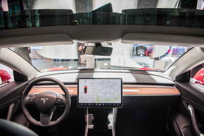Tesla'nın FSD Yol Haritasını Açığa Çıkarma: Otonom Sürüşün Geleceğini Şekillendirmek