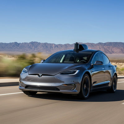 Tesla'nın Teksas'taki İlk Sürücüsüz Halka Açık Robotaksi Yolculuklarını İzleyin