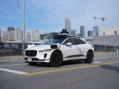 Waymo, 20 Aralık 2025'teki elektrik kesintisi araçları durdurduktan sonra San Francisco'daki robotaksilerini duraklattı